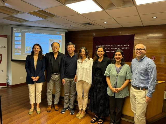 Xiao Li-Meng visits DRCLAS Chile