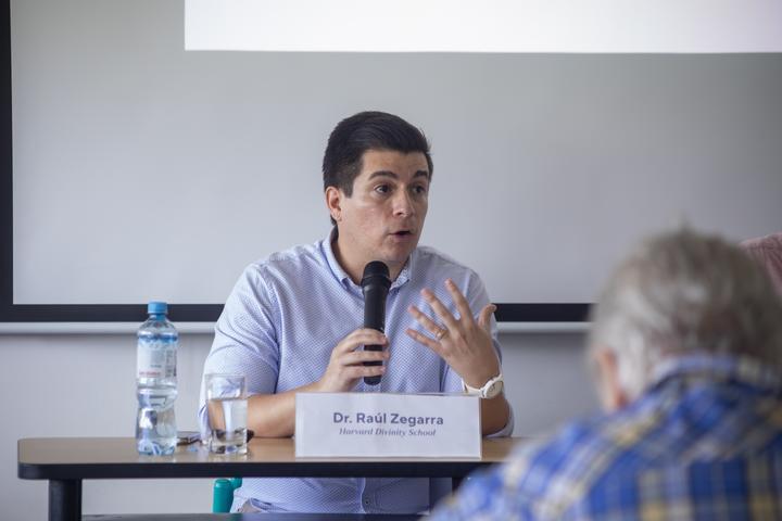 Professor Zegarra