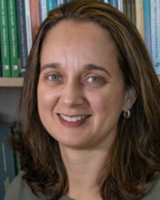 Anya Vieira Meyer Headshot